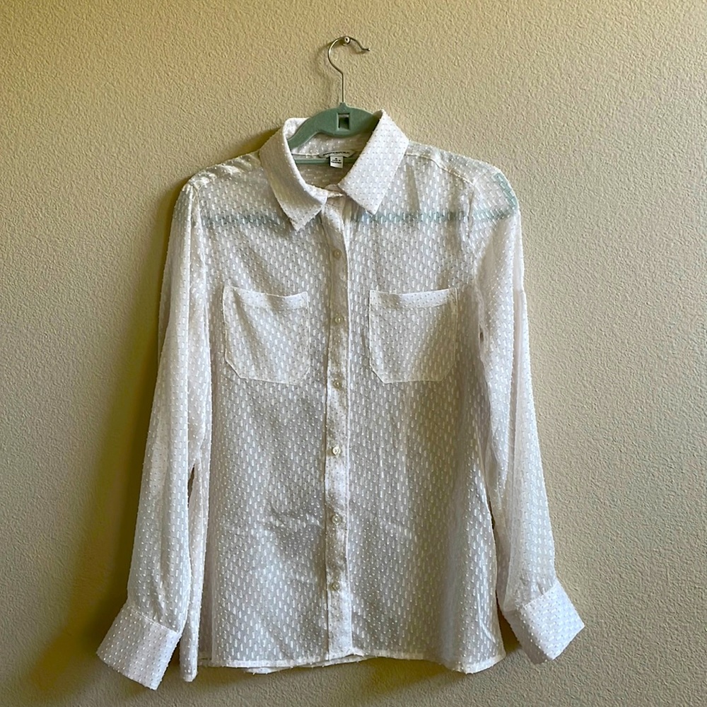 💛Banana republic long sleeve ivory blouse button-down collar, medium